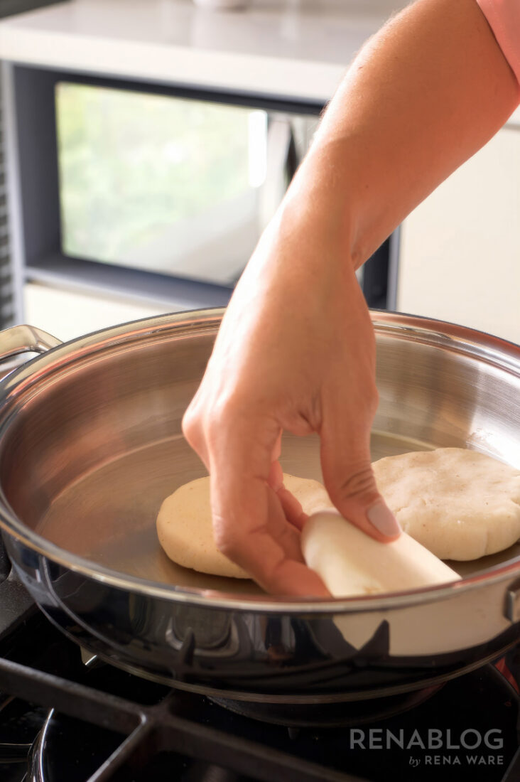 Arepa reina pepiada